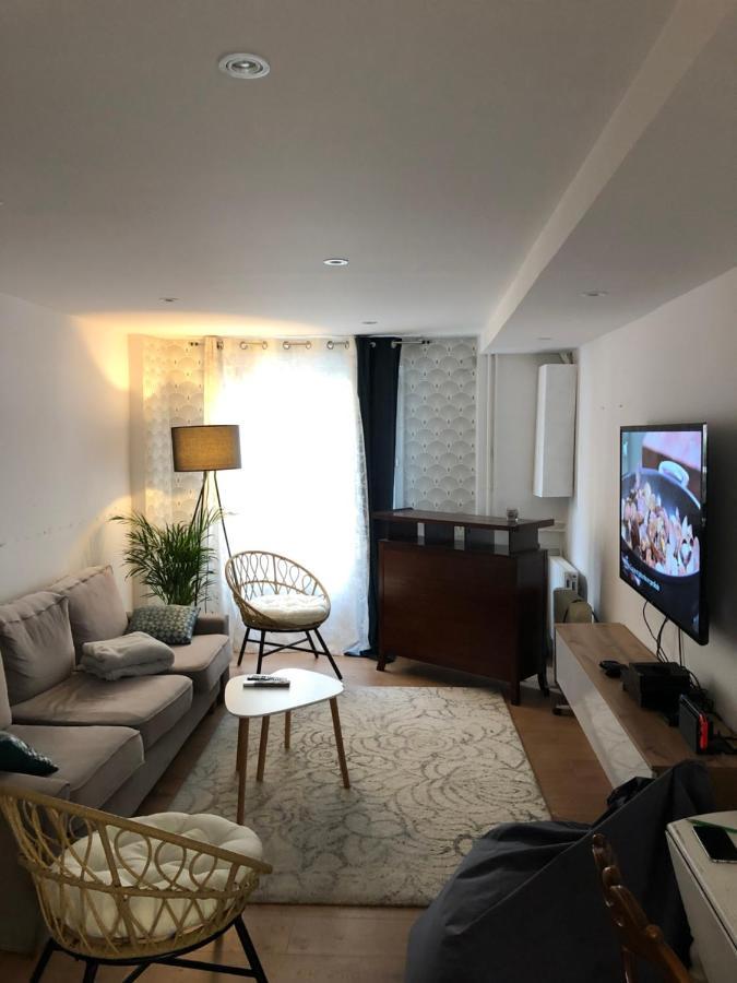 Agréable maison de ville ,calme avec tous les commerces à 150M Cherbourg-en-Cotentin Esterno foto